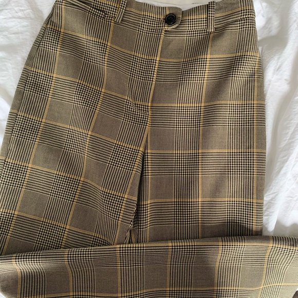 Aritzia dress pants - Picture 1 of 3